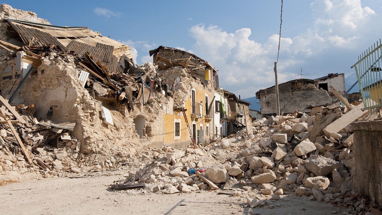 Improving the prediction of the impact of earthquakes