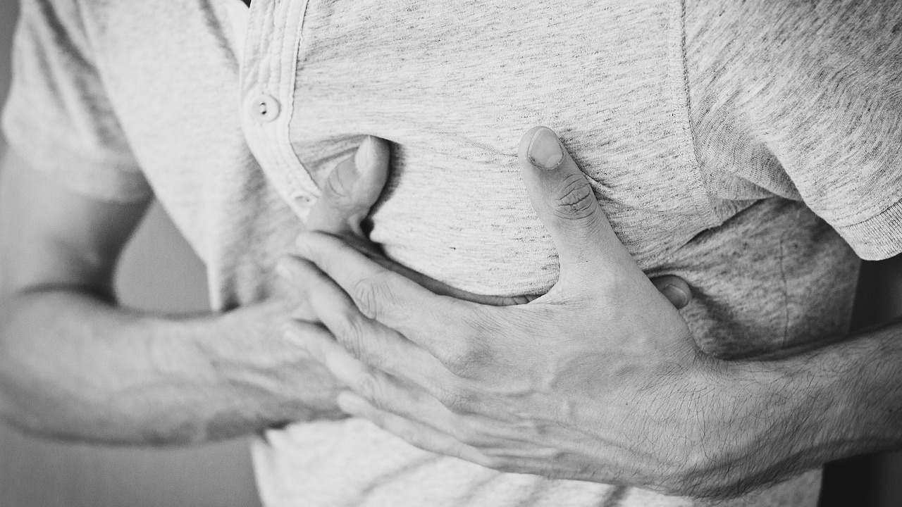 Sirtuin 6—the guardian of a failing heart