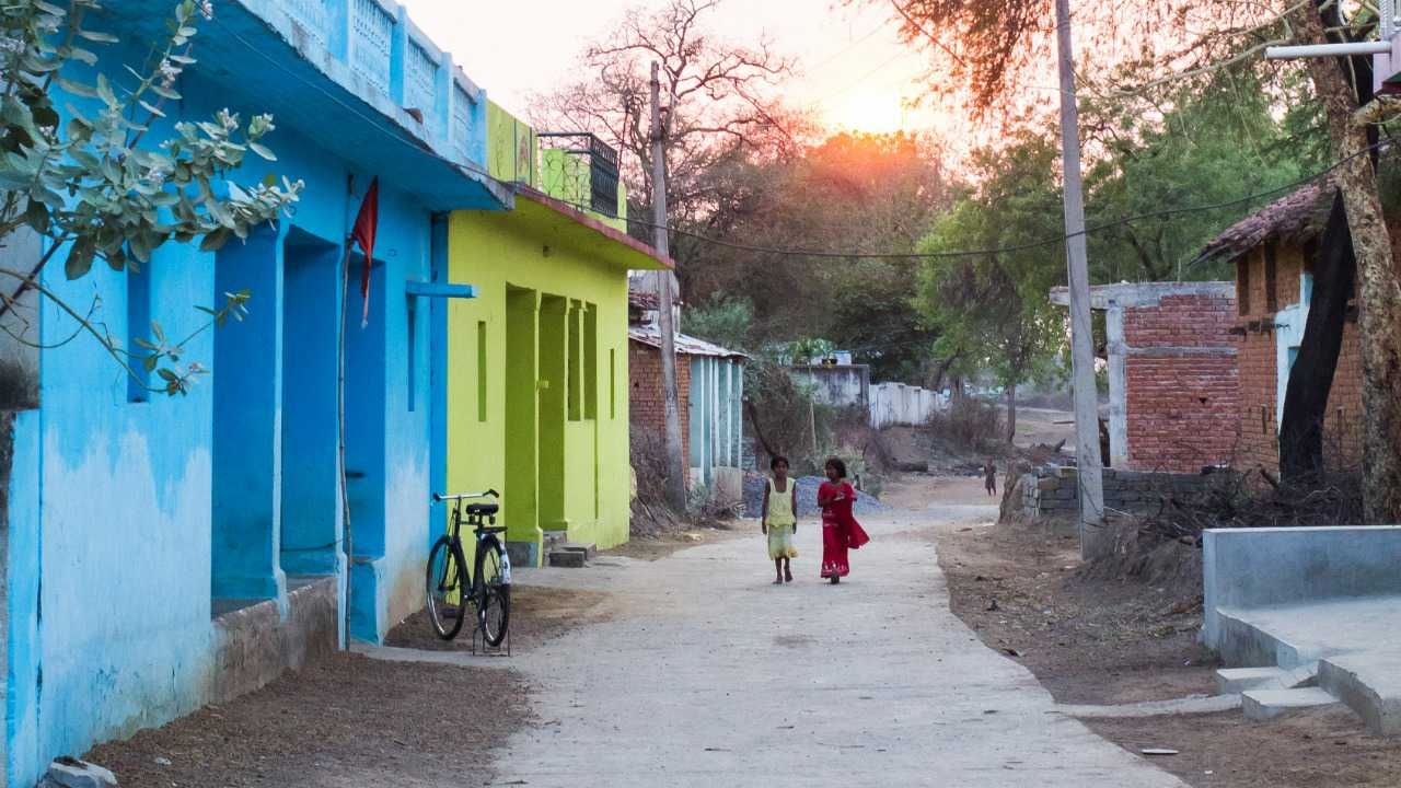 एक पाऊल- भारतीय खेडी स्वयंपूर्ण करण्याकडे