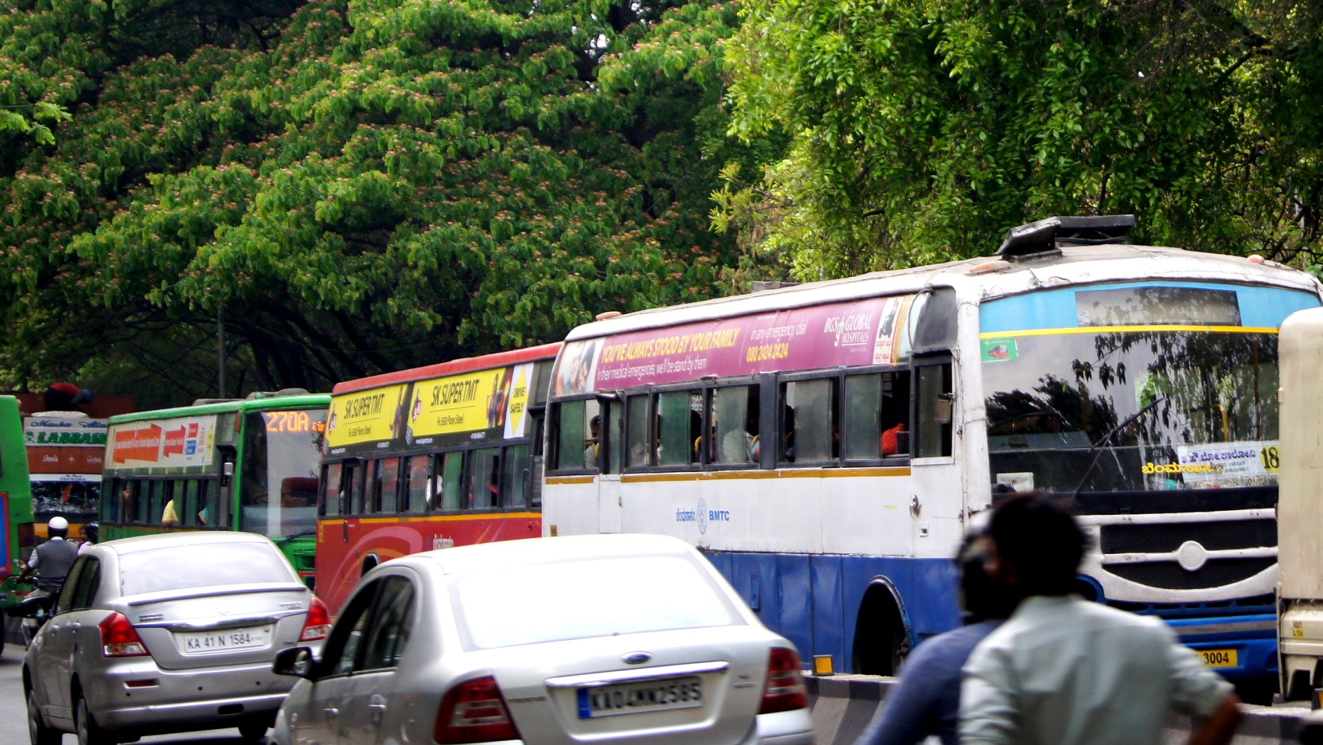 Women in Bengaluru choose a workplace nearby and prefer to commute in own vehicles, finds IISc study