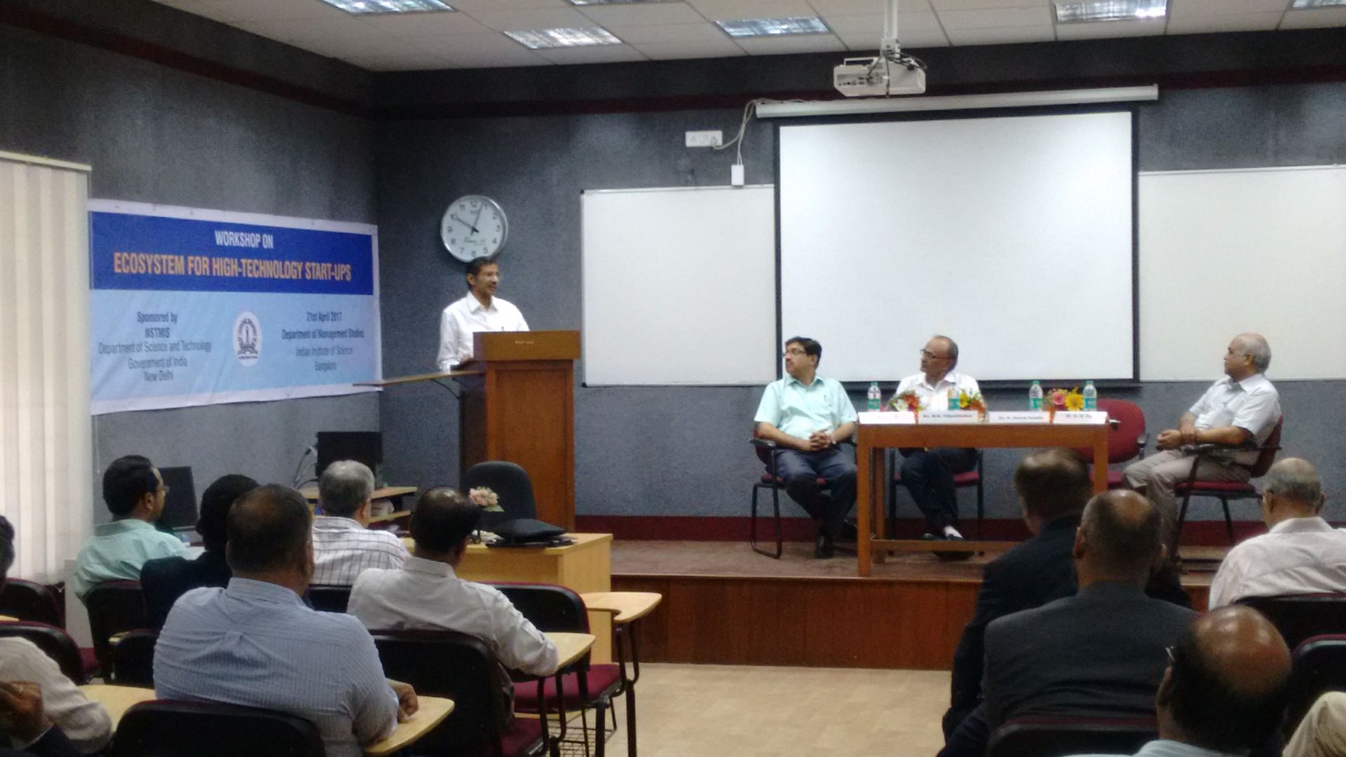 How did Bengaluru evolve into a global hub of technology start-ups?