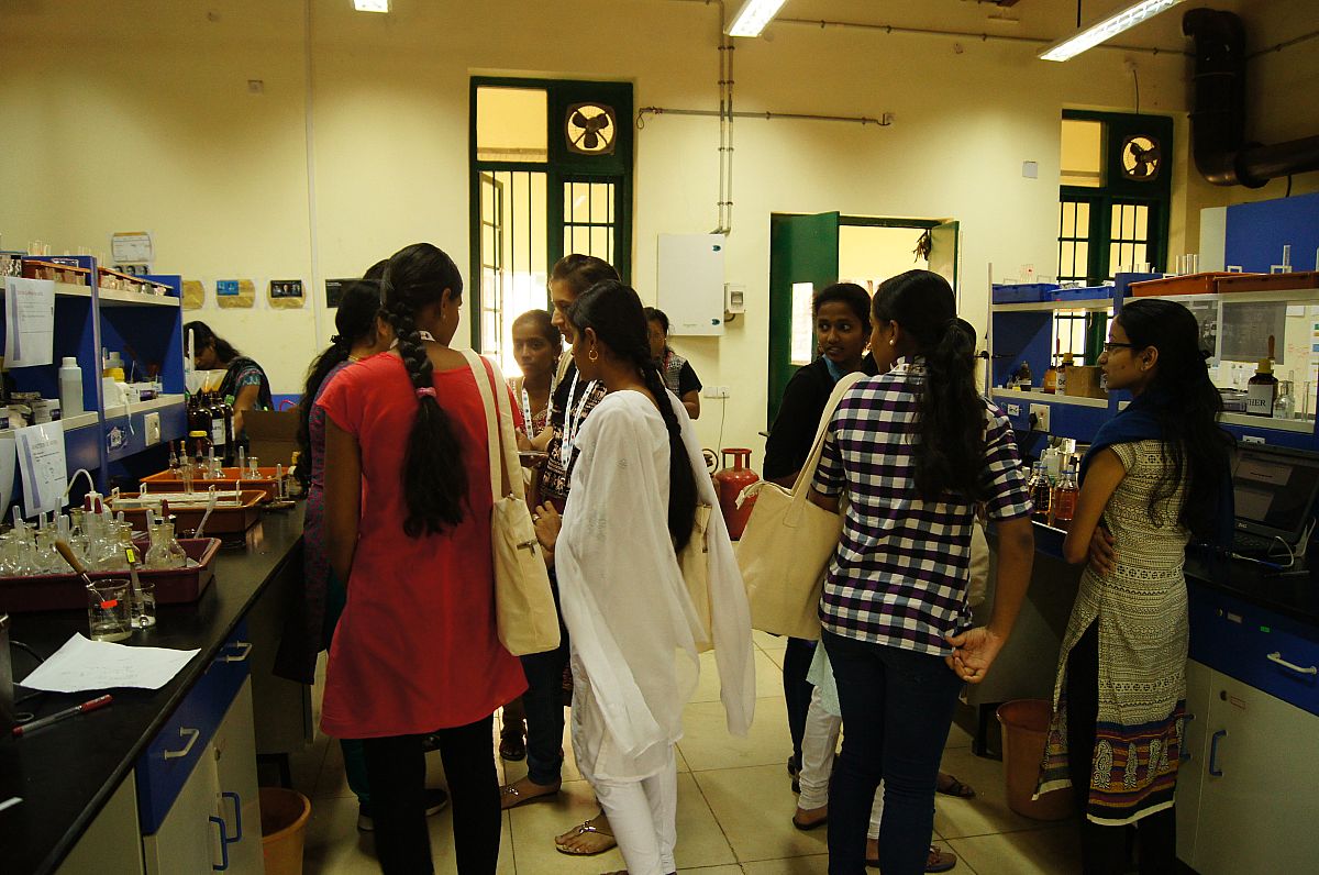 Chetana Scholars visit IISc for a 10-day interaction