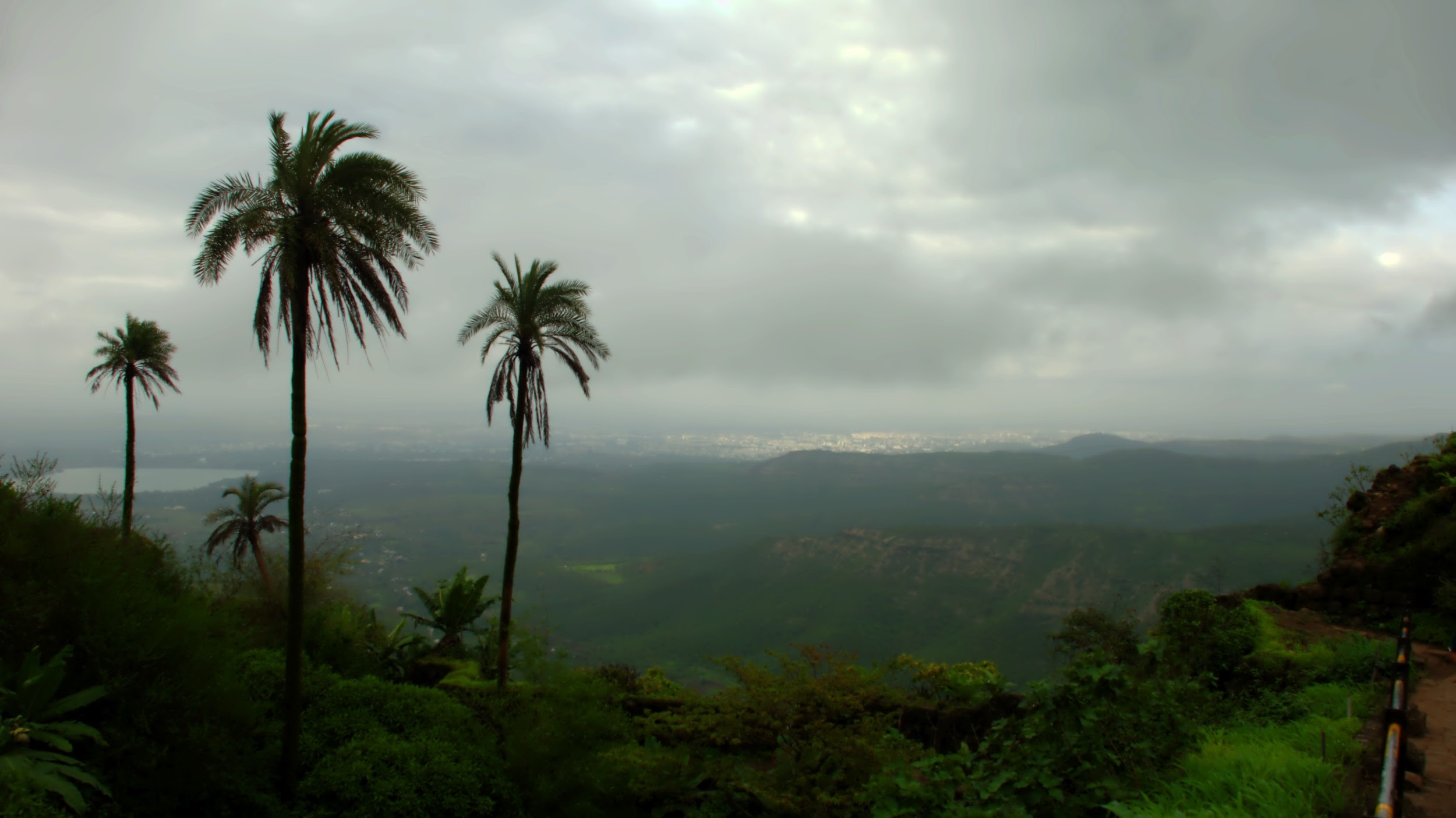 अकाली पावसाचा संबंध एरोसोलशी