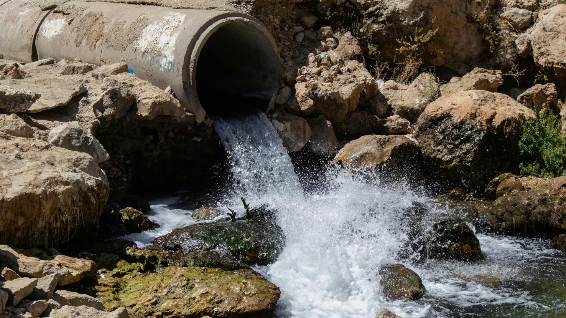 Wastewater from Bengaluru’s apartments could solve the water crisis, if governance issues are fixed, according to a new study